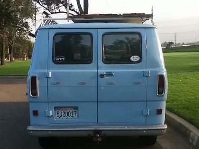1974-Ford-Econoline-Cargo-Van-E-300